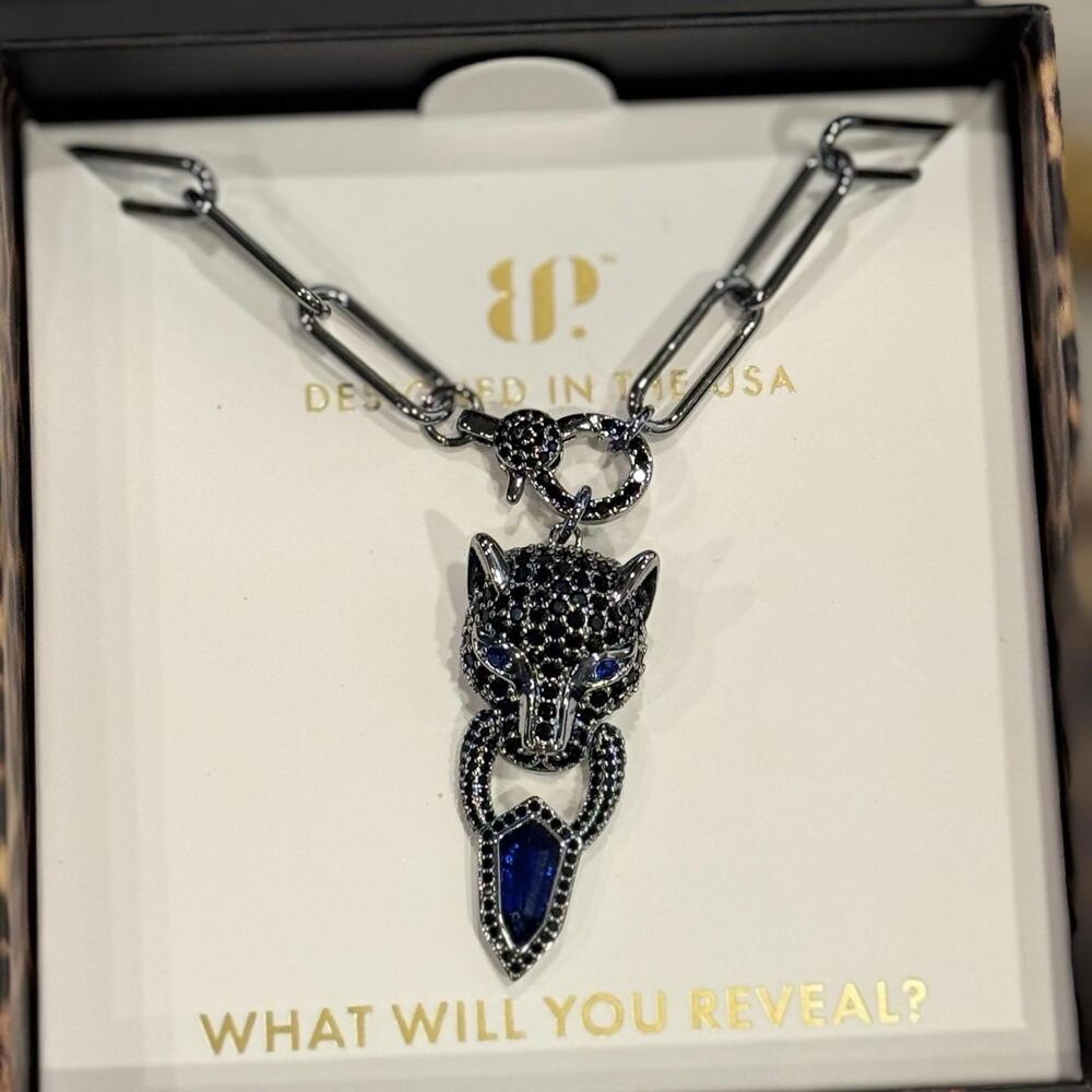 Bomb Party Exclusive FIZZTOPIA “Silent Roar” Necklace Jag Sapphire On Hematite